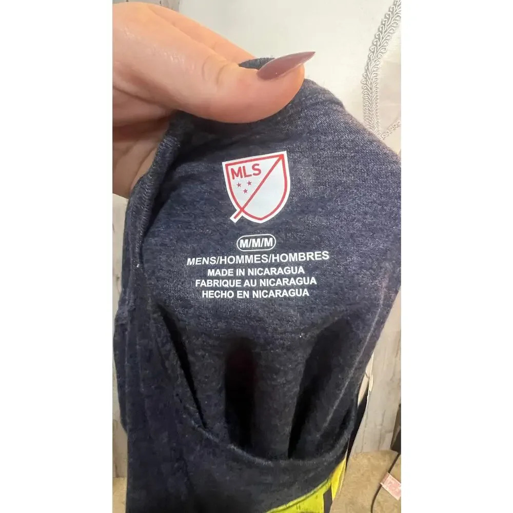 NWT MLS Nashville SC Men's Logo T-Shirt Heathered Gray Size Medium - Picture 5 of 5
